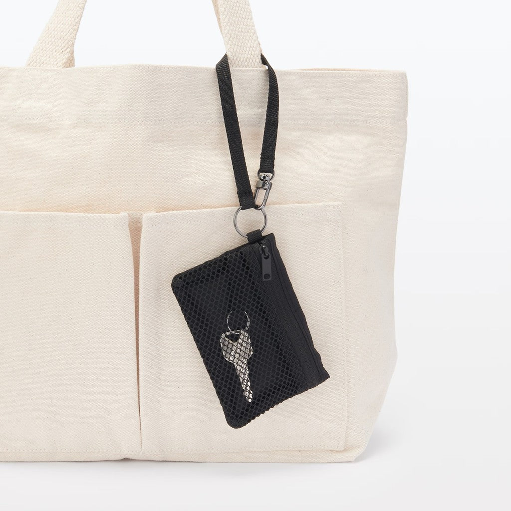 日本 無印良品 MUJI 聚酯纖維卡片夾 黑色 8x12cm 零錢包 可掛包包 卡片零錢包