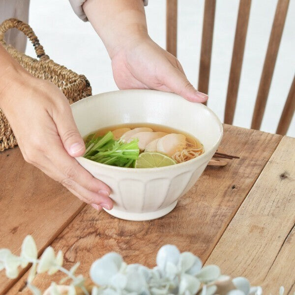 日本製 FIORE 北歐花紋湯碗 | 陶瓷保鮮碗 附蓋 湯碗 拉麵碗 可冷藏 可微波