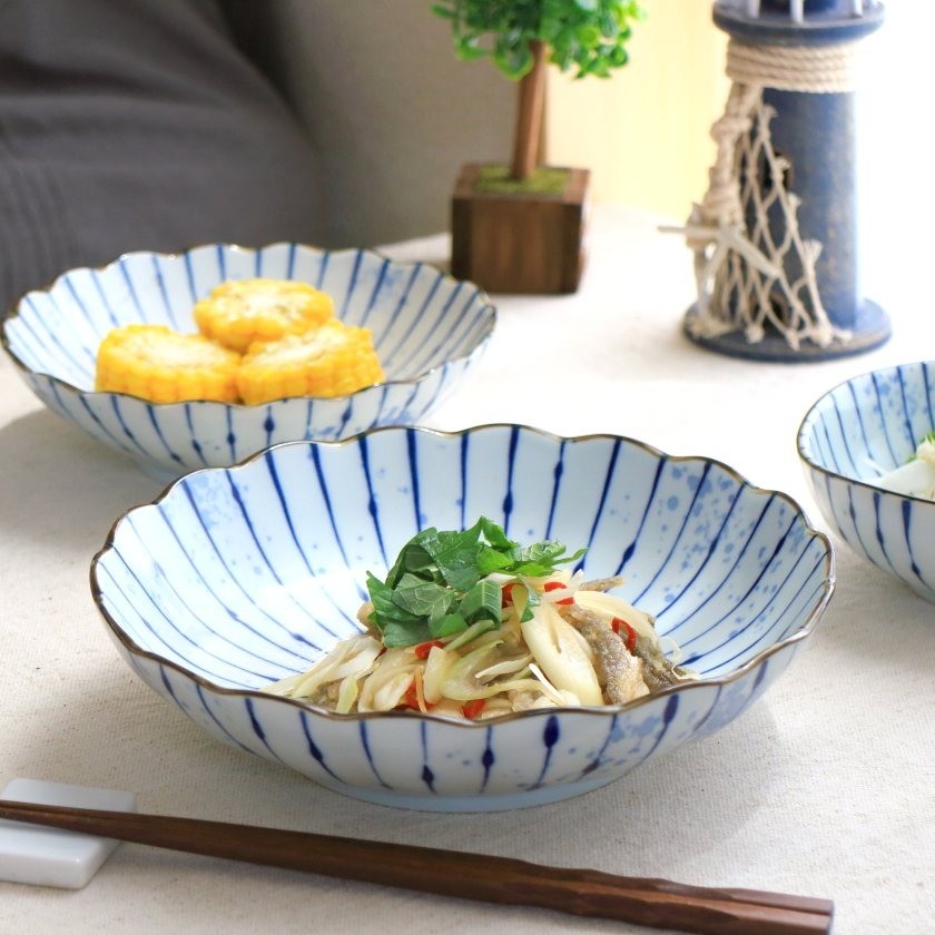 日本製 美濃燒 吹墨十草 三角盤 麵缽 | 中盤 深盤 早午餐盤 圓缽 菊型缽