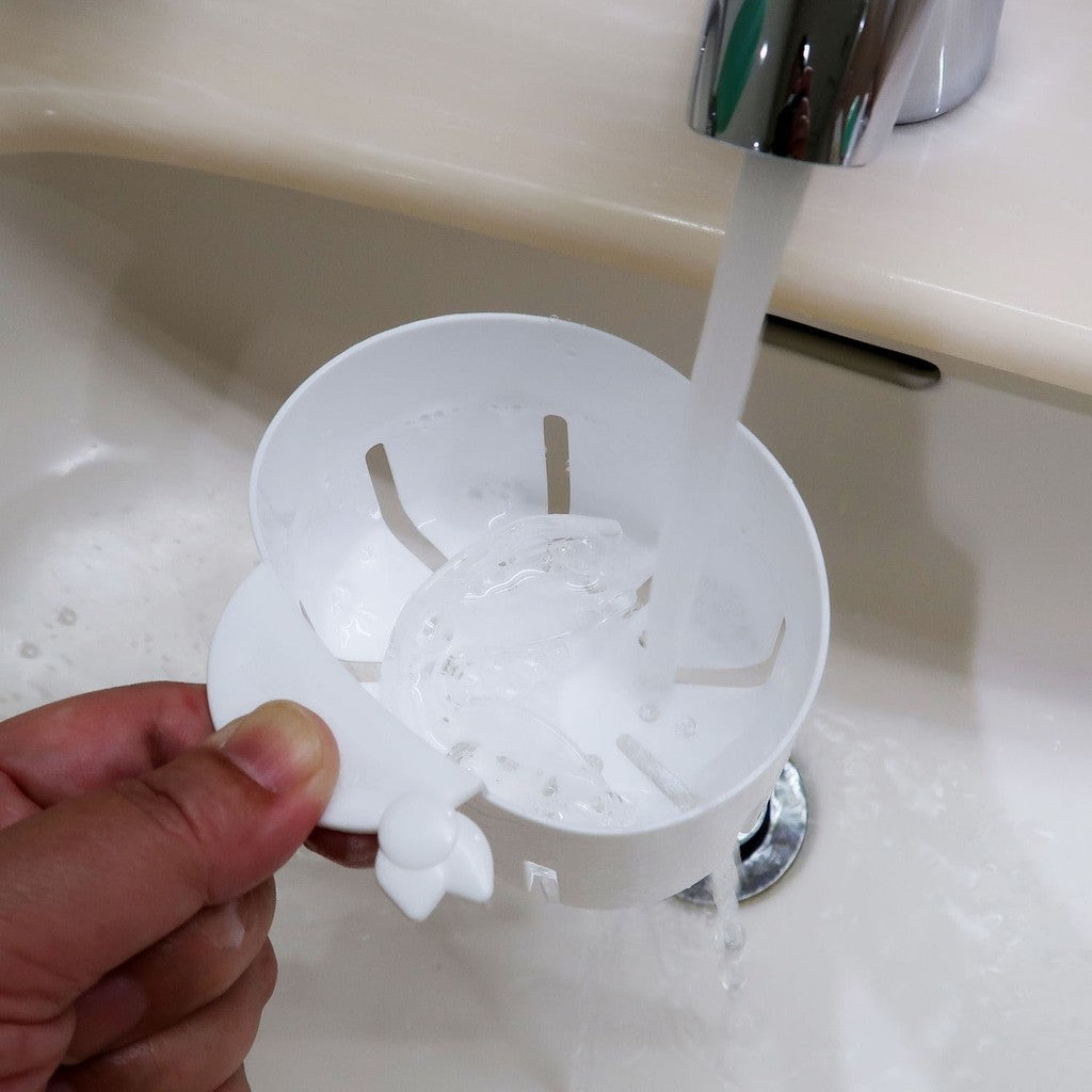 日本製 Hello Kitty 假牙/隱適美/維持器浸泡清潔盒 | 透明牙套 牙套盒 牙齒收納盒