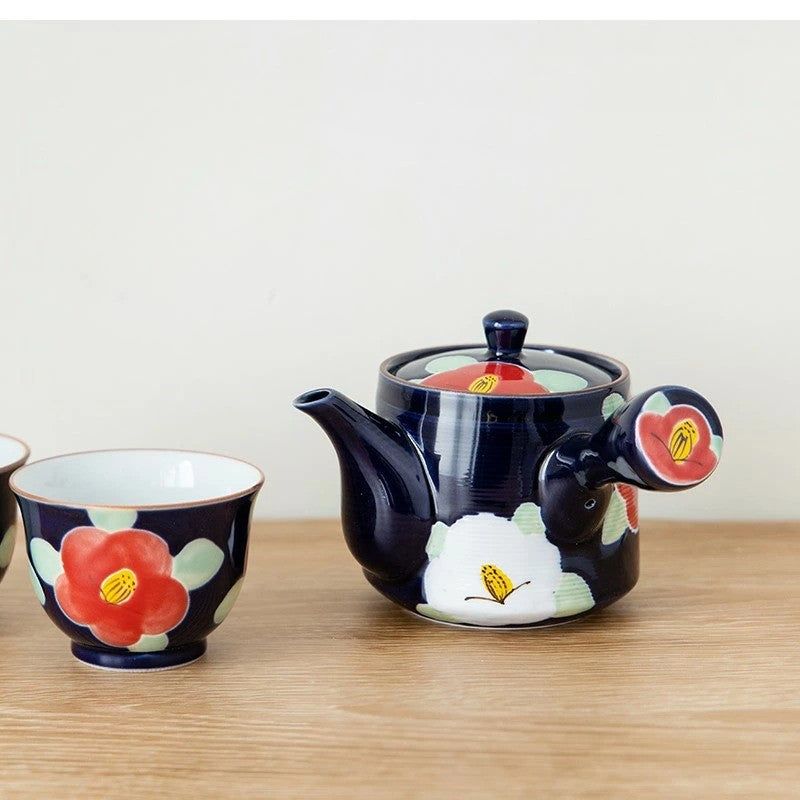 日本製 有田燒 手繪釉彩紅色椿花茶具3入組 側把茶壺 茶杯|泡茶壺 陶瓷茶杯 入厝禮盒