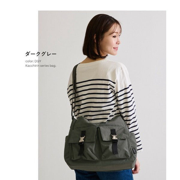 日本 LIZDAYS 輕量尼龍單肩包 可放A4 六色 | 日常約會 通勤包 防水 大容量 女生包包