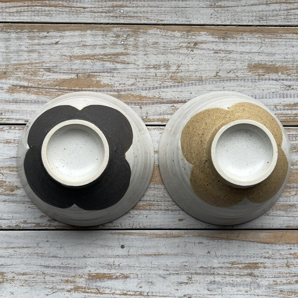 美濃燒 花形陶瓷茶碗︱米色 黑色 小碗 飯碗 對碗 日式餐具