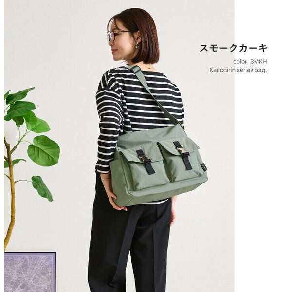 日本 LIZDAYS 輕量尼龍單肩包 可放A4 六色 | 日常約會 通勤包 防水 大容量 女生包包