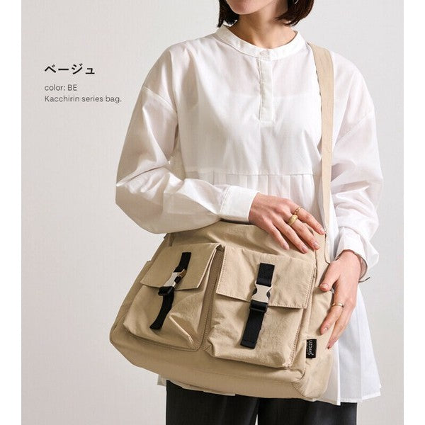 日本 LIZDAYS 輕量尼龍單肩包 可放A4 六色 | 日常約會 通勤包 防水 大容量 女生包包