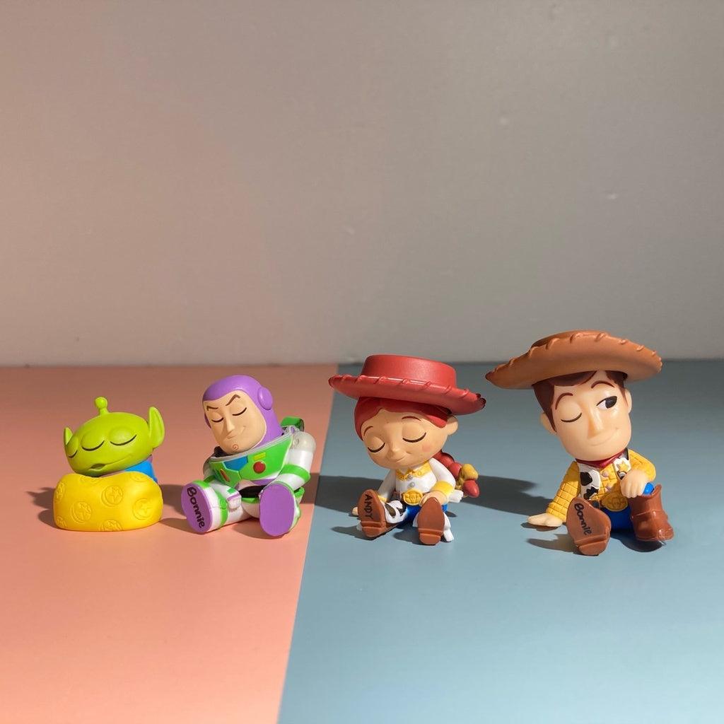 日本T-ARTS玩具總動員倚肩扭蛋|三眼怪、巴斯光年、翠絲、胡迪 - 富士通販