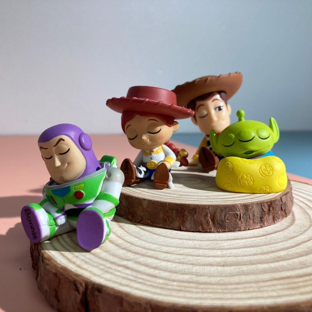 日本T-ARTS玩具總動員倚肩扭蛋|三眼怪、巴斯光年、翠絲、胡迪 - 富士通販