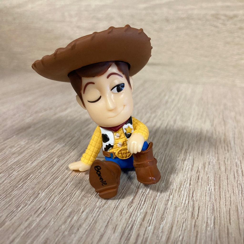 日本T-ARTS玩具總動員倚肩扭蛋|三眼怪、巴斯光年、翠絲、胡迪 - 富士通販