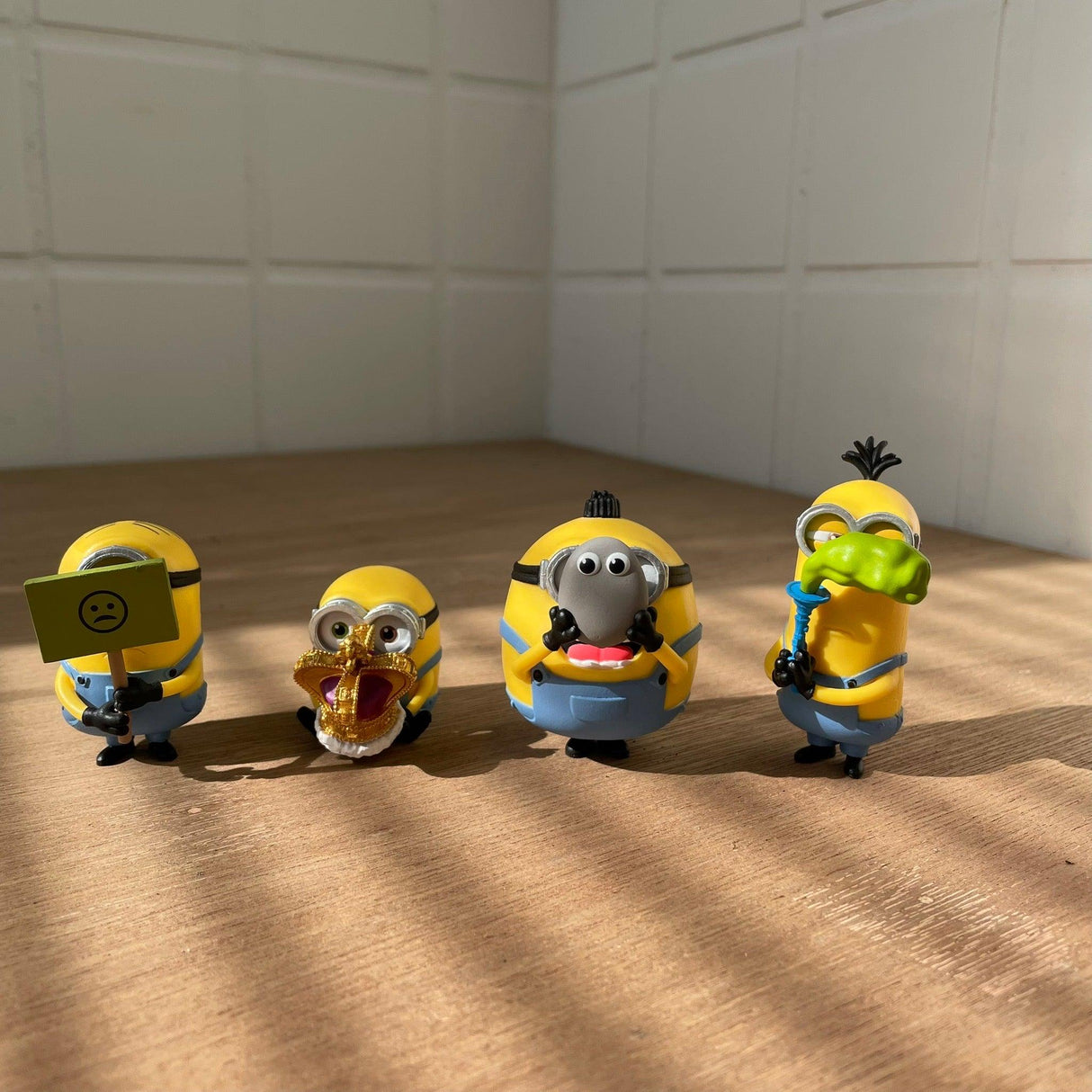 日本 T-ARTS 小小兵 Hide&Seek 躲貓貓|扭蛋 蛋糕裝飾 公仔 - 富士通販