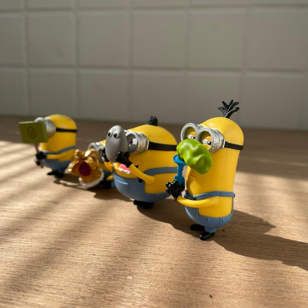 日本 T-ARTS 小小兵 Hide&Seek 躲貓貓|扭蛋 蛋糕裝飾 公仔 - 富士通販