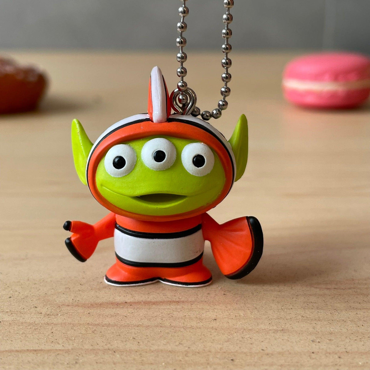 日本 T-ARTS 百變三眼怪搖搖公仔P2|扭蛋 掛飾 包包吊飾  - 富士通販