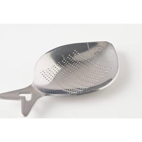 日本製造 大蒜生薑磨泥器 魚 烏賊 河豚 煎鍋造型|磨蒜泥 磨薑器 副食品磨泥器 - 富士通販