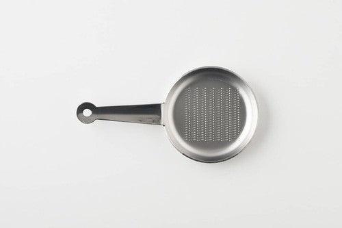 日本製造 大蒜生薑磨泥器 魚 烏賊 河豚 煎鍋造型|磨蒜泥 磨薑器 副食品磨泥器 - 富士通販