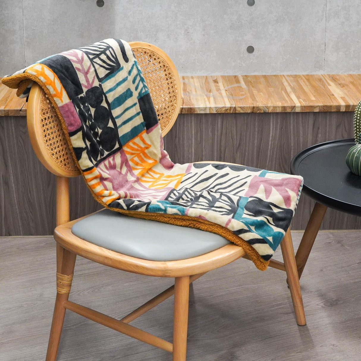 北歐風格毛毯|舒適法蘭絨材質 - 富士通販