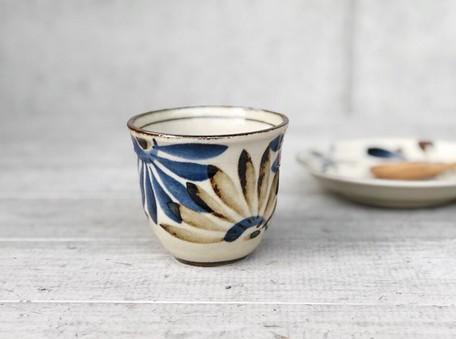 日本製美濃燒民彩*彩繪造型茶杯 - 富士通販