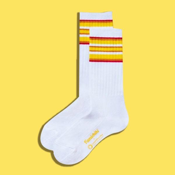 日本 全家炸雞襪 20億紀念款|中筒襪 除臭襪 金治毛巾 方巾 - 富士通販