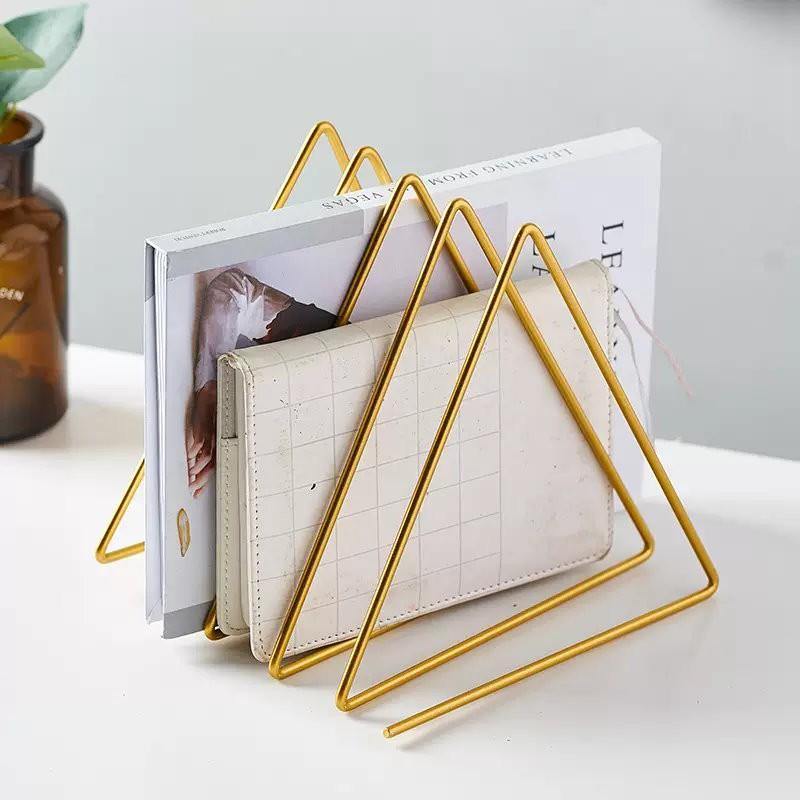 北歐輕奢簡約工業風鐵藝桌面書架|雜誌收納-兩色可選 - 富士通販