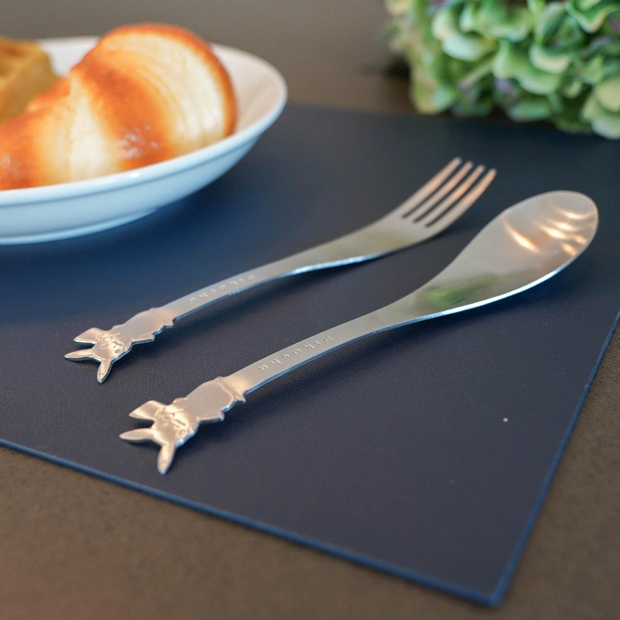 輕鬆抓寶皮卡丘就在你手中|寶可夢不鏽鋼日本餐具組 - 富士通販