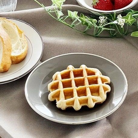 日本美濃燒|灰、白 典雅線條圓盤 - 富士通販