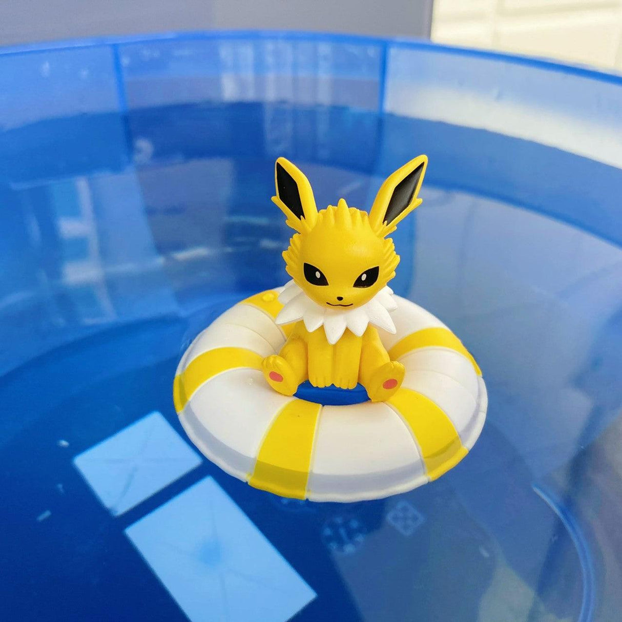 日本萬代 精靈寶可夢漂漂泳圈公仔 |水伊布 火伊布 冰伊布 雷伊布 葉伊布 寶可夢扭蛋 - 富士通販