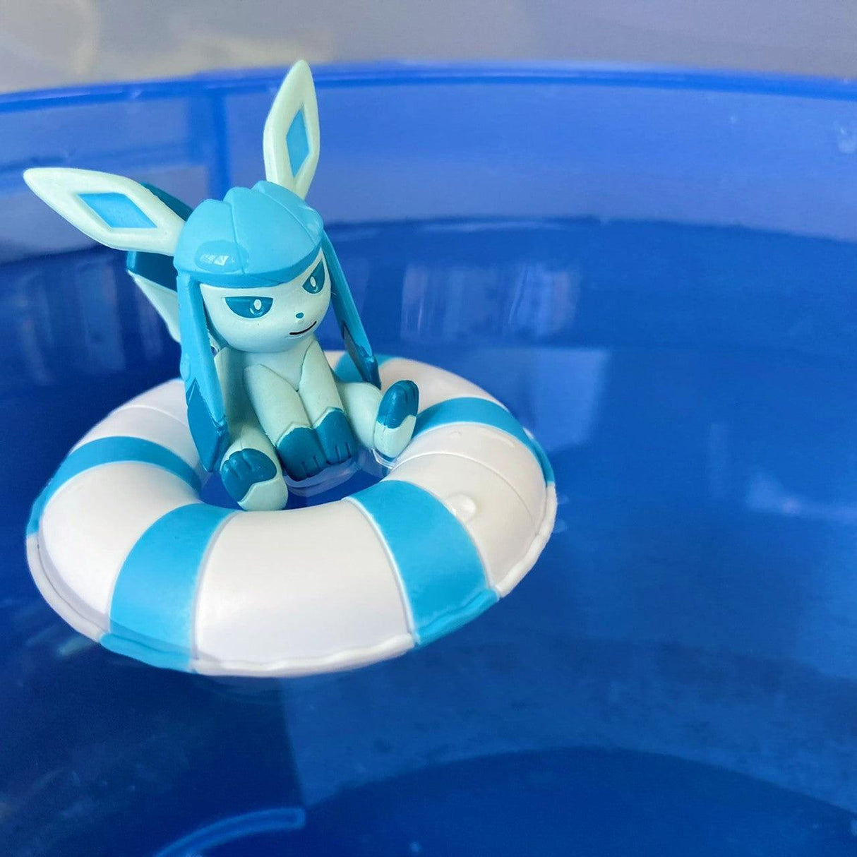 日本萬代 精靈寶可夢漂漂泳圈公仔 |水伊布 火伊布 冰伊布 雷伊布 葉伊布 寶可夢扭蛋 - 富士通販