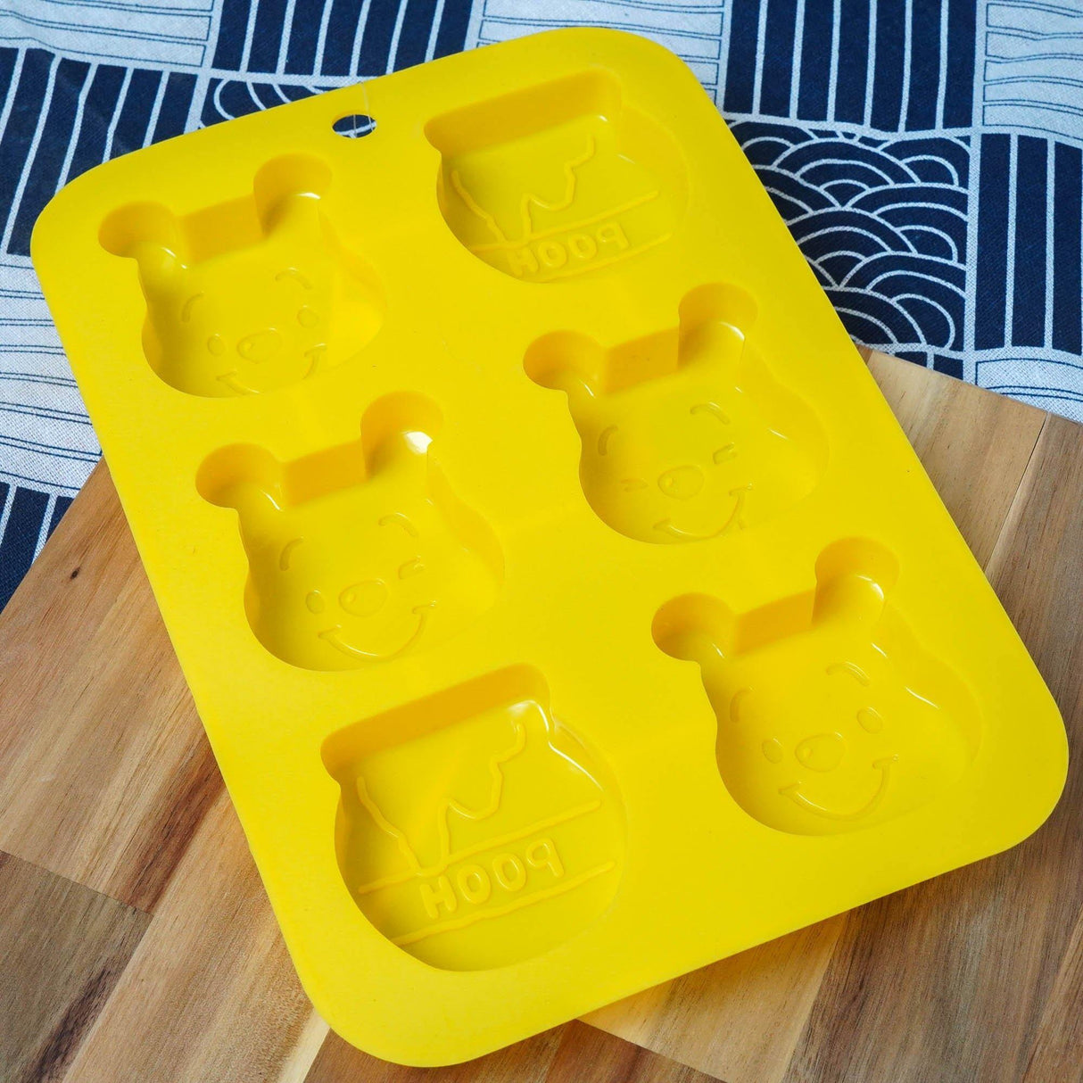 迪士尼蛋糕、巧克力模具|小熊維尼、怪獸電力公司、玩具總動員 - 富士通販