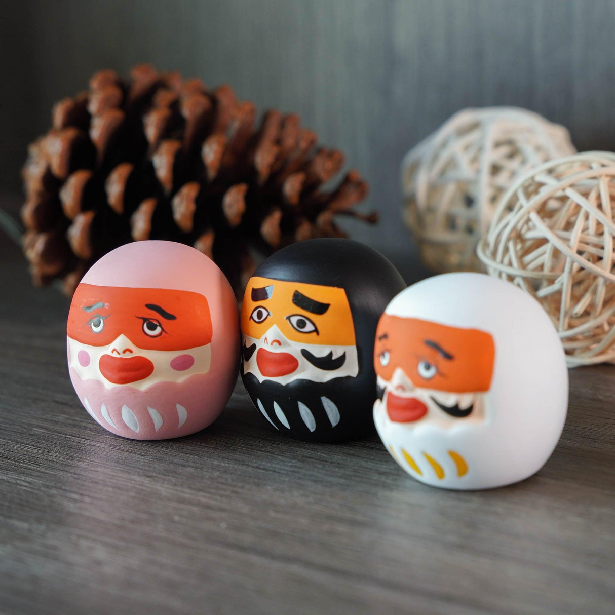 日本 福岡博多限定款 明太子達摩不倒翁 白 黑 粉|限定款 不倒翁 祈福 - 富士通販