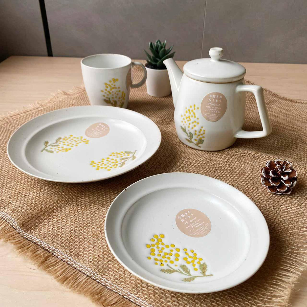 日本製 波佐見燒 黃色含羞草 下午茶餐具|茶壺 盤子 馬克杯 - 富士通販