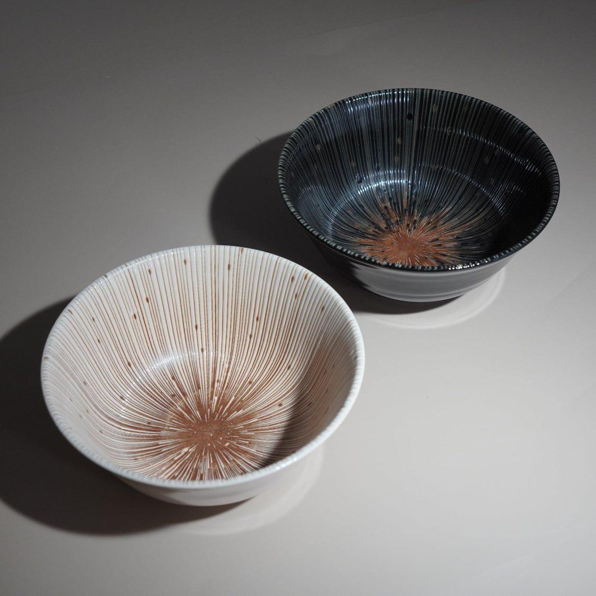 日本製 美濃燒 千段十草 陶瓷碗|飯碗 湯碗 餐碗 - 富士通販