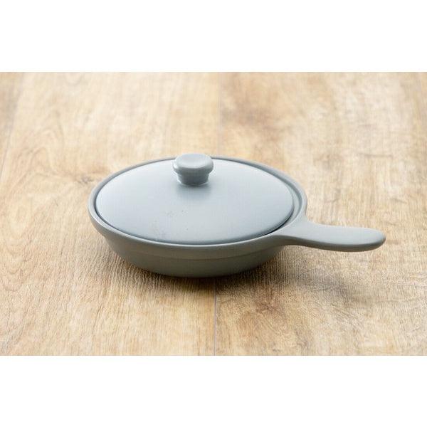 日本製 貝印 GRILLER 耐熱陶瓷煎鍋 附蓋|平底鍋 小鍋子 - 富士通販