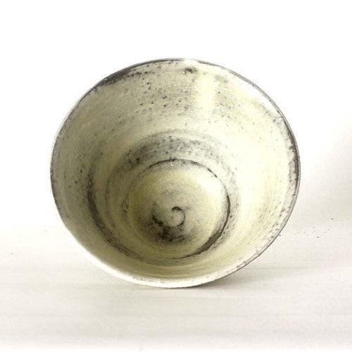 日本製 美濃燒 六魯 粉引茶碗|日式碗 飯碗 湯碗 - 富士通販