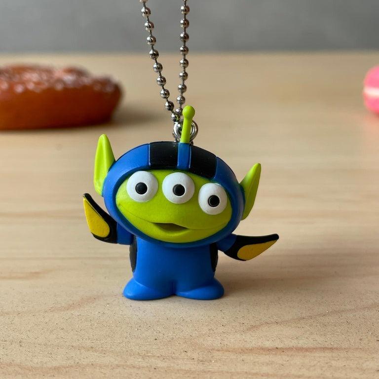 日本 三眼怪角色吊飾|包包掛飾 鑰匙圈 扭蛋 - 富士通販