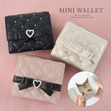 日本 SecretDoor 愛心鑽石釦菱格紋短夾 | 珍珠鉚釘 超薄錢包 錢包女 三折短夾 女生短夾