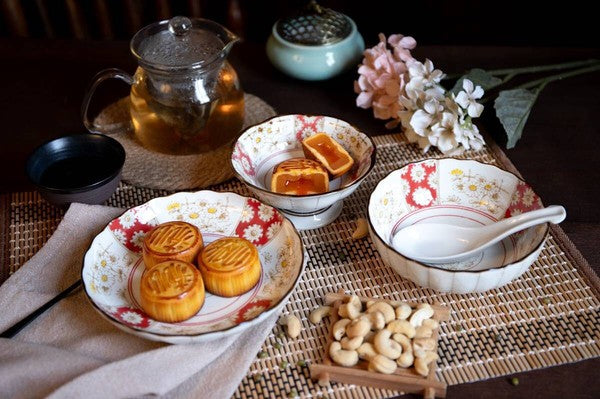 日本製 美濃燒 Awasaka 仁峰菊型深盤 2入禮盒 | 68深皿 吉祥紋樣 餐盤 菜盤 深盤