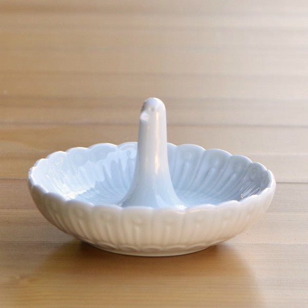 日本製 白山陶器 波佐見燒羽紋戒指盤 | 造型飾品盤 首飾收納盤 展示盤 置物托盤 戒指盤 名片夾