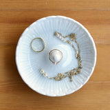 日本製 白山陶器 波佐見燒羽紋戒指盤 | 造型飾品盤 首飾收納盤 展示盤 置物托盤 戒指盤 名片夾