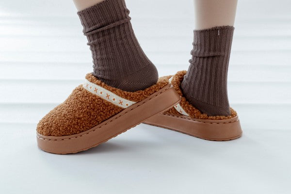 Tirol Cozy 厚底毛絨室內拖鞋 23–24.5cm｜日系居家拖鞋 室內鞋 輕量防滑 暖腳拖 保暖拖鞋