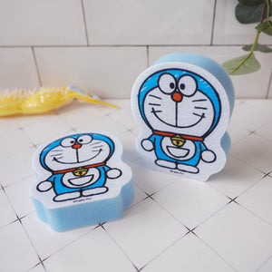 Doraemon 小叮噹造型海綿菜瓜布-兩款造型可選 - 富士通販