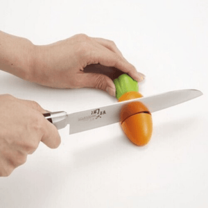 日本KAI貝印胡蘿蔔磨刀器｜附磁鐵好收納廚具專業品牌 - 富士通販
