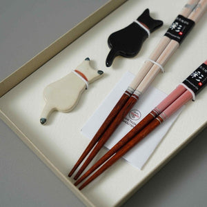 日本製 若狭塗 貓咪 點點 對筷禮盒組｜筷子 對筷 筷架 木筷 結婚禮物 日本代購 - 富士通販