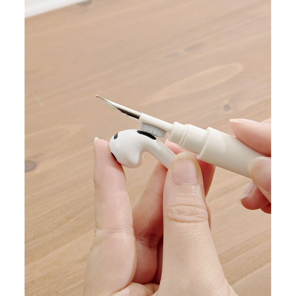 日本 3COINS 3WAY多功能清潔刷 AirPods 耳機盒 手機 相機 縫隙清潔刷