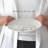 日本製 可愛圖樣 思考貓 20cm 圓形陶瓷餐盤 黑色 白色 兩款可選｜早午餐盤 甜點盤 貓咪造型 盤子