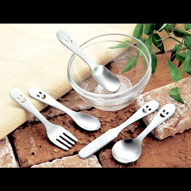 日本製 微笑 NICO 不鏽鋼餐具 多款可選 | 湯匙 叉子 甜點匙 迷你系列