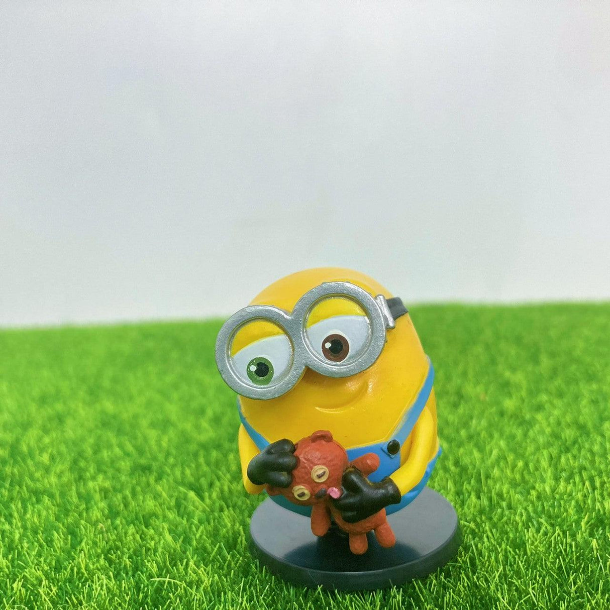 日本 T-ARTS 小小兵站姿扭蛋｜ BOB 史都華 凱文 minions - 富士通販