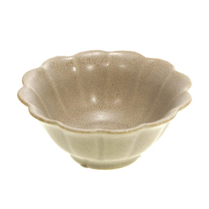 日本製 美濃燒 陶瓷 綠色/灰色 菊型小碗 - 富士通販