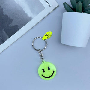 日本製 螢光鑰匙圈 吊飾 鑰匙圈 吊飾圈 反光鑰匙圈 微笑吊飾 - 富士通販