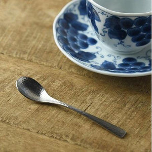 日本製 燕三條 不鏽鋼銀鱗咖啡湯匙｜小湯匙 鎚目 高質感霧面 職人手感 - 富士通販