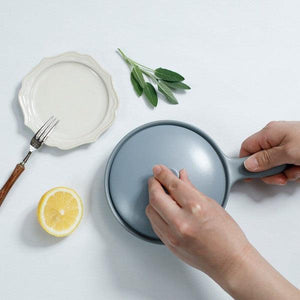 日本製 貝印 GRILLER 耐熱陶瓷煎鍋 附蓋｜平底鍋 小鍋子 - 富士通販