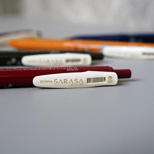 日本 SARASA 迪士尼系列 0.5mm 圓珠筆 五入組 - 富士通販