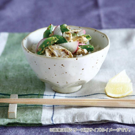 日本製 花形底 陶瓷碗禮盒│飯碗 夫妻碗 送禮 禮物 新居賀禮 - 富士通販